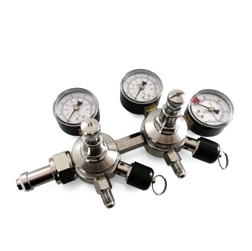 Reduktor OXYTURBO podwójny do butli CO2 / 3 manometry